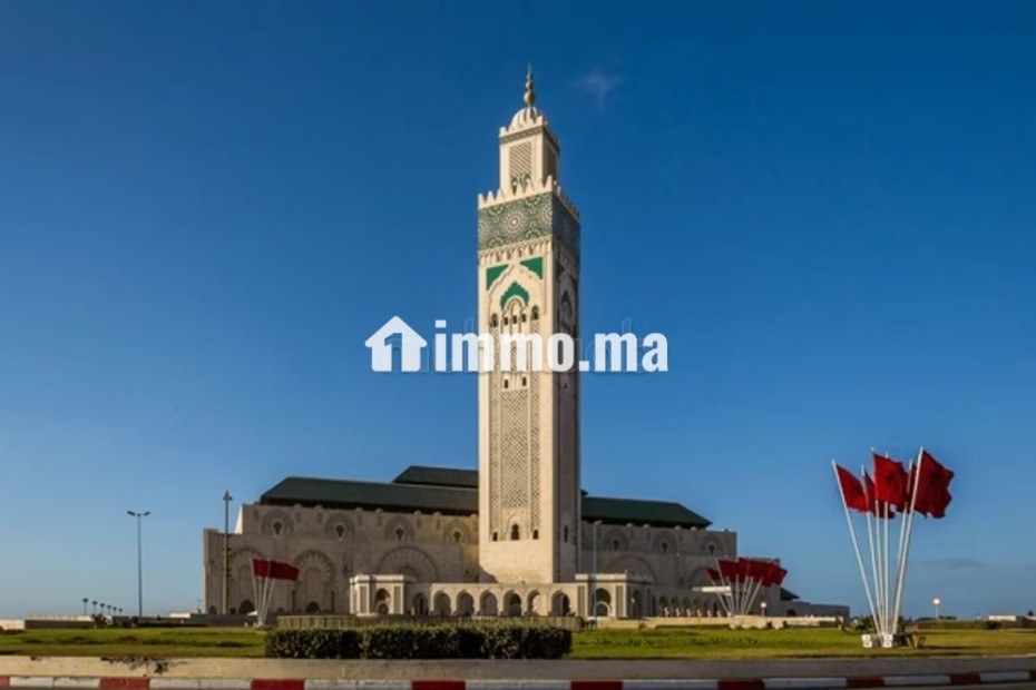 Très beau local de 700 m2 à vendre sur bd en face mosquée Hassan II - Vente Immobilier - Casablanca - photo 2