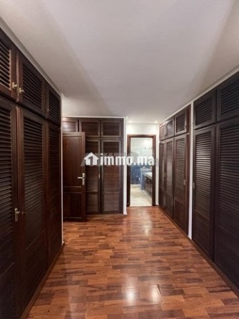 spacieux-appartement-meuble-189m2-situe-a-hay-riad-big-3