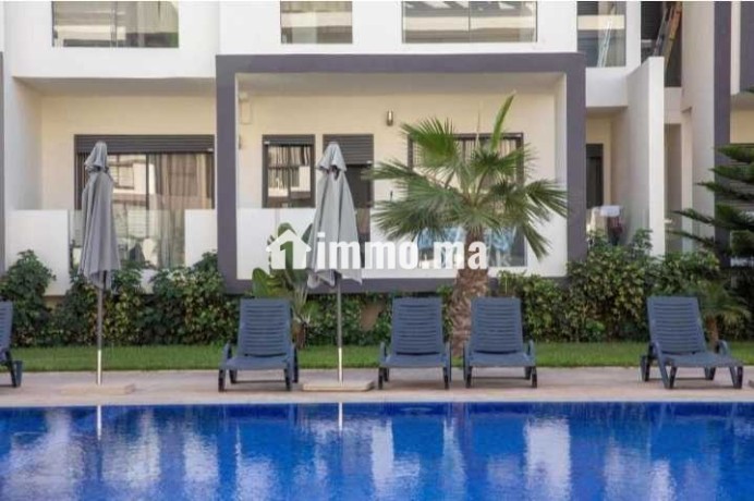 appartement-avec-piscine-big-4