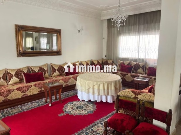 maison-de-luxe-a-louer-a-harhoura-5-pieces-confortables-salon-marocain-traditionnel-big-8