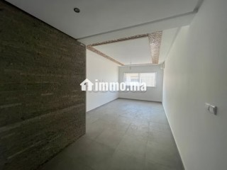 appartement-a-louer-trois-chambres-salon-cuisine
