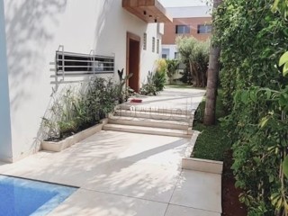 Belle villa neuve à vendre à dar Bouazza - Villa à vendre