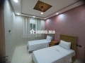 appartement-moderne-avec-piscine-small-5