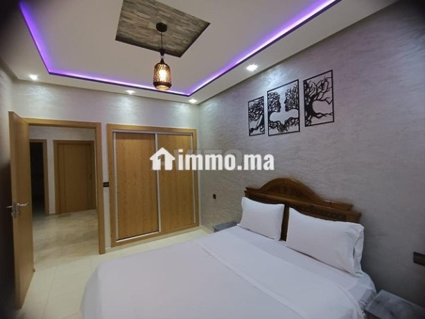 appartement-moderne-avec-piscine-big-9