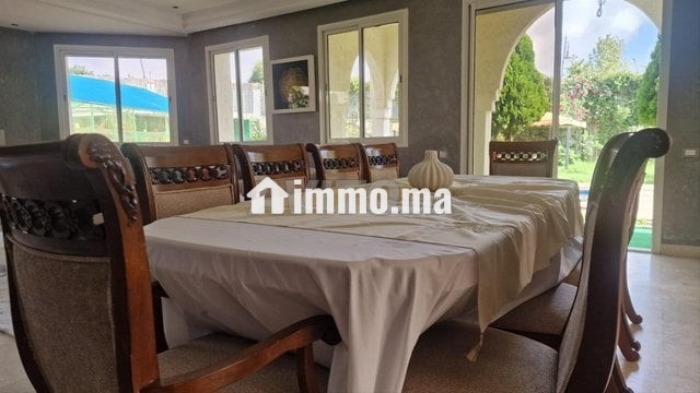 villa-de-luxe-avec-piscine-big-12