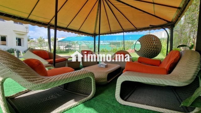 villa-de-luxe-avec-piscine-big-16
