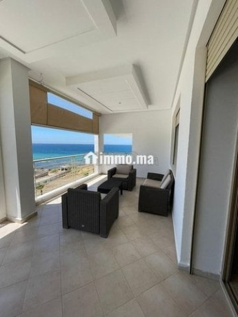 appartement-de-luxe-vue-mer-et-piscine-big-3