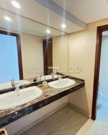 tres-bel-appartement-familial-de-3-chambres-et-terrasse-de-100m2-big-3