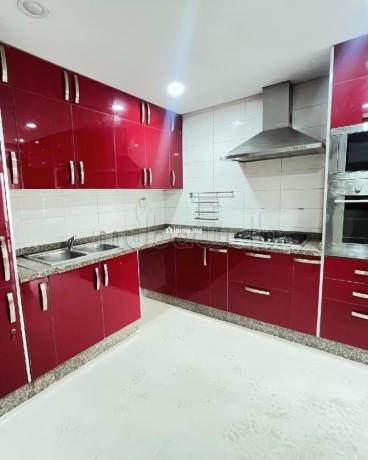 tres-bel-appartement-familial-de-3-chambres-et-terrasse-de-100m2-big-4