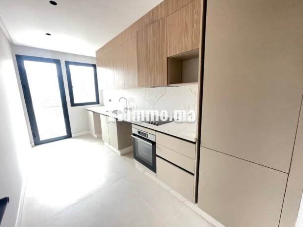 tres-bel-appartement-neuf-jamais-habite-de-3-chambres-moderne-bien-ensoleille-sans-vis-a-vis-big-2