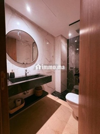 joli-studio-meuble-a-louer-2mars-big-2