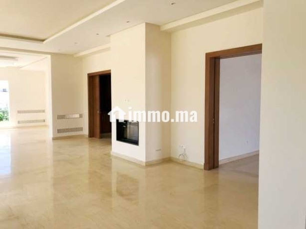 villa-haut-standing-neuve-avec-piscine-a-souissi-big-1