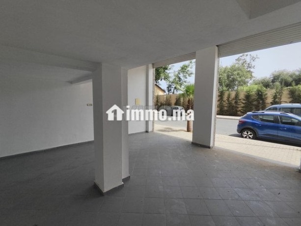 local-commercial-a-vendre-louer-a-tabriquet-sale-big-0