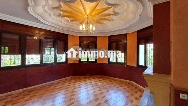 cmn-an-1824-villa-a-vendre-a-ain-diab-extension-big-5