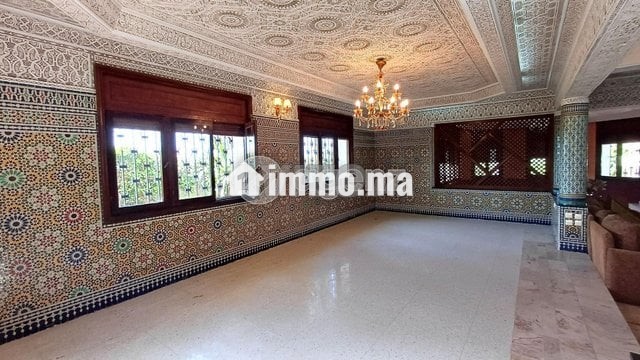 cmn-an-1824-villa-a-vendre-a-ain-diab-extension-big-6