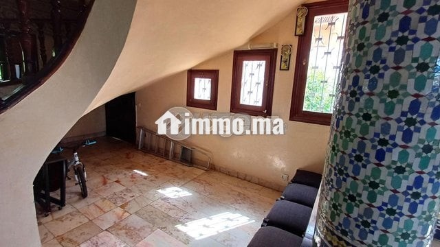 cmn-an-1824-villa-a-vendre-a-ain-diab-extension-big-7