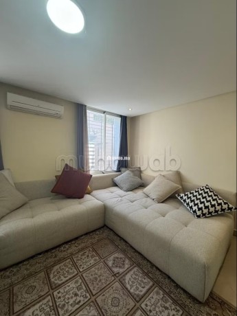 red-de-jardin-en-location-a-jbel-kbir-2-belles-chambres-bien-meuble-big-5