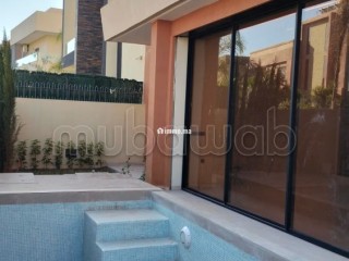 Somptueuse maison à vendre à Hay Targa. 5 grandes pièces. Bien meublé - Maison à vendre