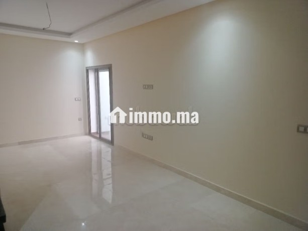 appartement-f3-a-louer-big-2