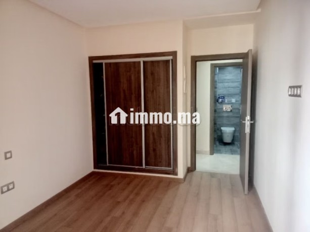 appartement-f3-a-louer-big-5