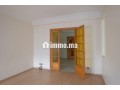 vend-appartement-a-racine-surface-de-140-m2-concierge-small-9