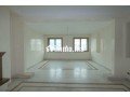 vend-appartement-a-racine-surface-de-140-m2-concierge-small-11