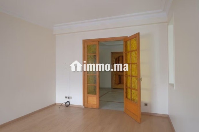 vend-appartement-a-racine-surface-de-140-m2-concierge-big-9