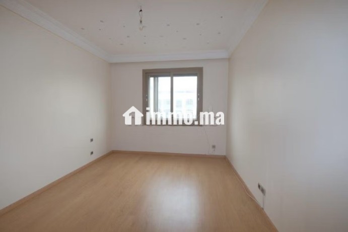 vend-appartement-a-racine-surface-de-140-m2-concierge-big-7