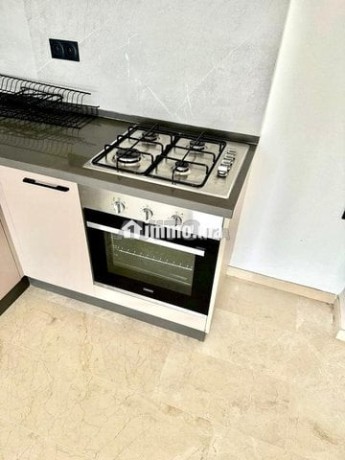 studio-vide-a-louer-55-m2-a-casablanca-big-2