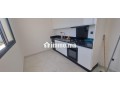 studio-non-meuble-a-louer-small-1