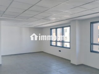 plateau-bureaux-a-loeur-a-temara