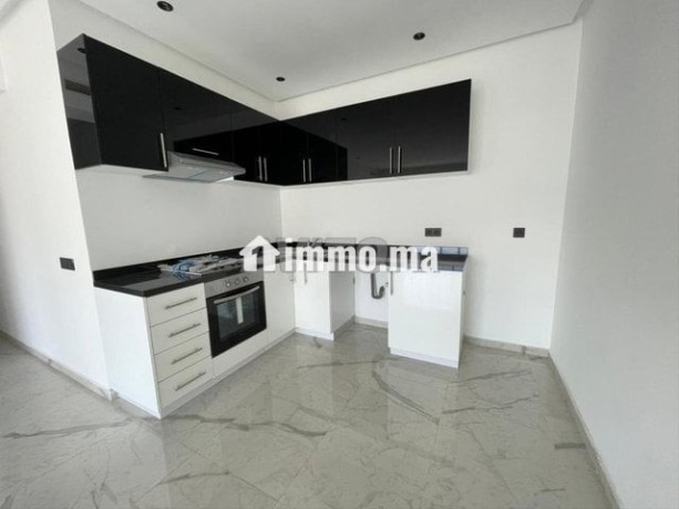 studio-vide-a-louer-quartier-oasis-casablanca-big-2