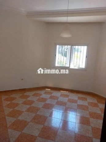 rez-de-chausse-de-triplex-a-louer-big-0