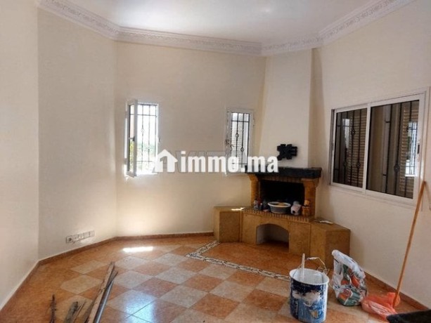 rez-de-chausse-de-triplex-a-louer-big-1