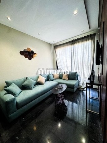 studio-meuble-a-louer-emplacement-strategique-big-0