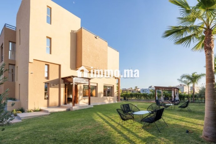 somptueuse-maison-a-vendre-a-route-de-tahanaout-superficie-2000-m2-meuble-big-4