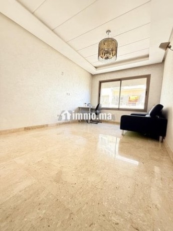 studio-vide-a-louer-55m2-a-casablanca-maarif-big-0