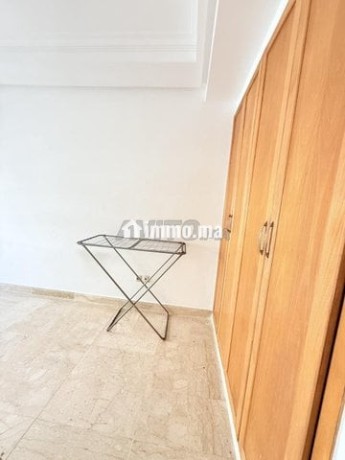studio-vide-a-louer-55m2-a-casablanca-maarif-big-4
