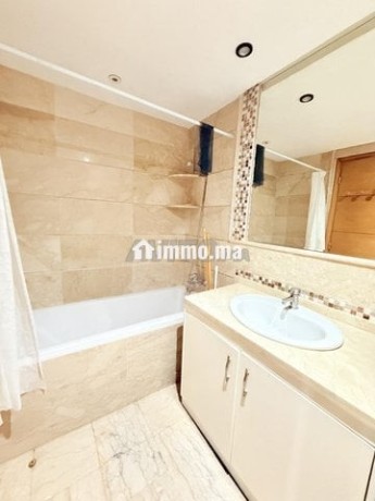 studio-vide-a-louer-55m2-a-casablanca-maarif-big-8