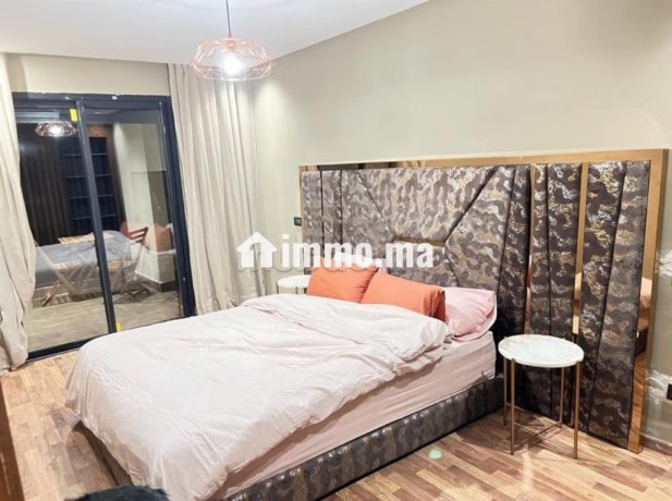 location-saisonniere-a-maarif-1-piece-fenetres-double-vitrage-et-chauffage-central-big-7