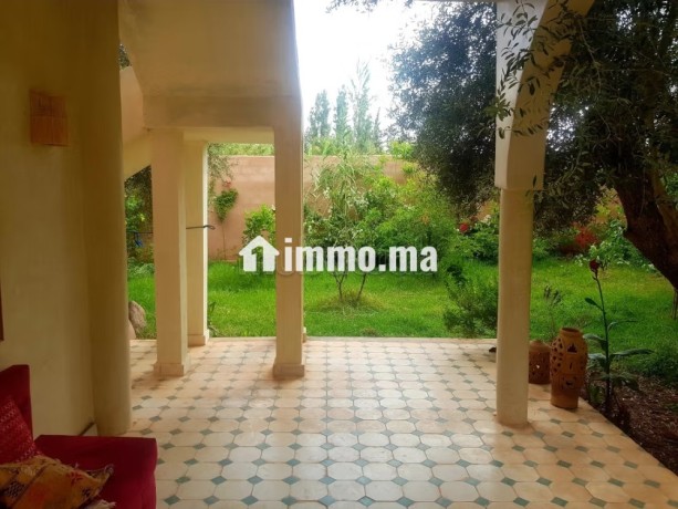 splendide-villa-a-vendre-a-route-de-fez-10-pieces-jardin-et-terrasse-big-3