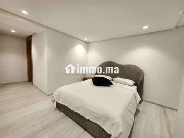 tres-beau-duplex-pour-la-location-saisonniere-a-gueliz-surface-totale-105-m2-residence-avec-concierge-climatisation-generale-big-8