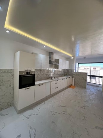 bel-appartement-a-hay-najah-avec-3-balcons-big-4