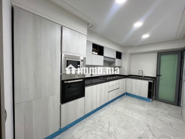 f4-non-meuble-a-qasr-baladi-big-0