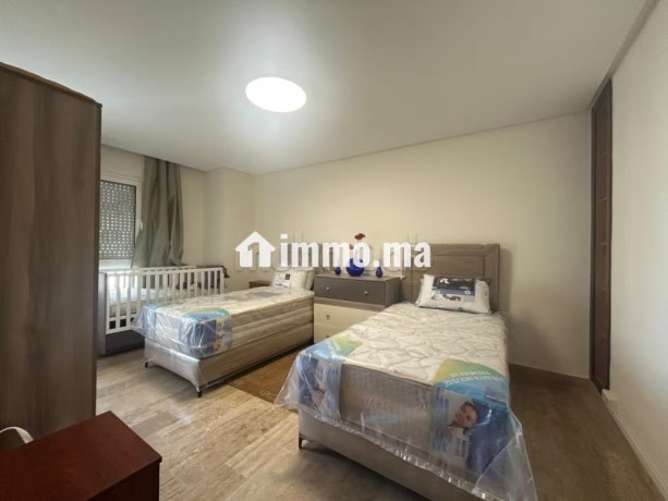 vente-appartement-meuble-moderne-big-3