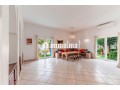 villa-plain-pied-397-m2-a-vendre-small-18