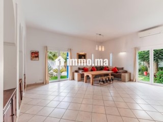Villa Plain Pied – 397 m² à Vendre - Villa à vendre - Mohammedia
