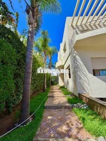 villa-de-600-m2-a-casablanca-big-3