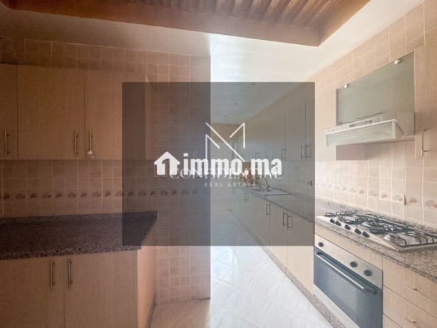 a-vendre-appartement-lumineux-sans-vis-a-vis-oriente-sud-2-chambres-big-10