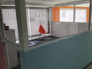 Vente de 2 magasins fusionnés totalisant 410m² - Appartement à vendre - Casablanca